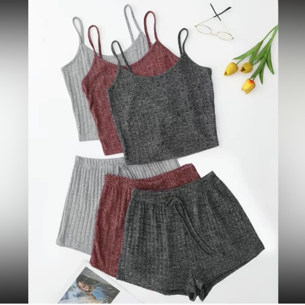 2 Piece Ribbed Pajama Set- Size LG in Ash Gray